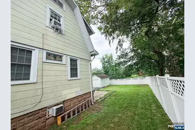 17 Carnation Street, Bergenfield, NJ 07621 - Photo 5