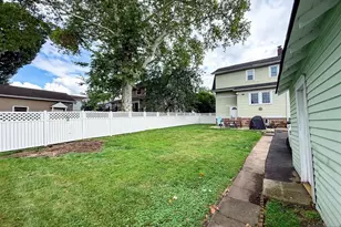 17 Carnation St, Bergenfield, NJ 07621 - Photo 7