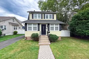 17 Carnation St, Bergenfield, NJ 07621 - Photo 1