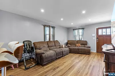 789 Harvard Place, Cliffside Park, NJ 07010 - Photo 5