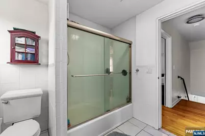 789 Harvard Place, Cliffside Park, NJ 07010 - Photo 25