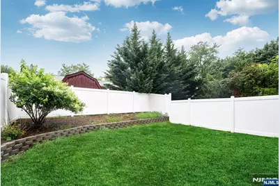 8 Macbeth B #B, Waldwick, NJ 07463 - Photo 19