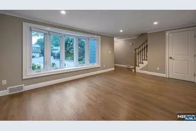 8 Macbeth B #B, Waldwick, NJ 07463 - Photo 3