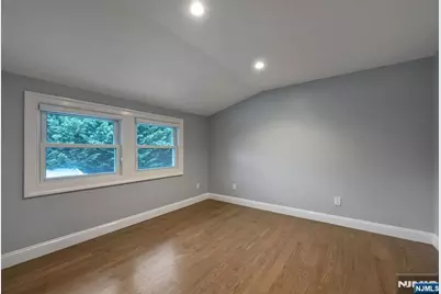 8 Macbeth B #B, Waldwick, NJ 07463 - Photo 15