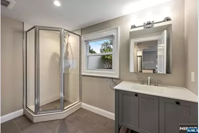 8 Macbeth B #B, Waldwick, NJ 07463 - Photo 11