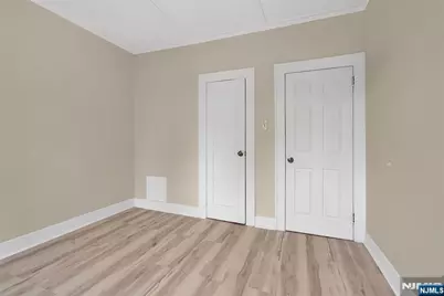 252 River Drive 3 #3, Garfield, NJ 07026 - Photo 11