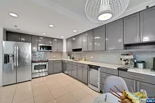 100 Old Palisade Road Pl 10, Fort Lee, NJ 07024 - Photo 9