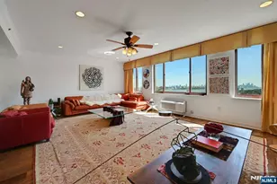 100 Old Palisade Road Pl 10, Fort Lee, NJ 07024 - Photo 5