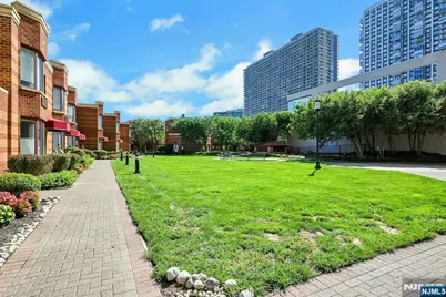 100 Old Palisade Road Pl 10 #PL 10, Fort Lee, NJ 07024 - Photo 31