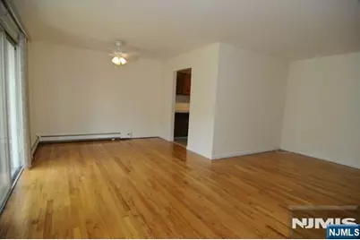 636 Godwin Avenue 25A #25A, Midland Park, NJ 07432 - Photo 7