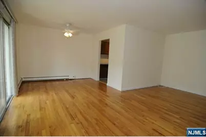636 Godwin Avenue 25A #25A, Midland Park, NJ 07432 - Photo 7