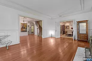 294 Oakwood Rd, Englewood, NJ 07631 - Photo 9