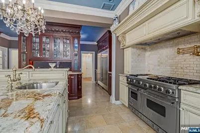 294 Oakwood Road, Englewood, NJ 07631 - Photo 17