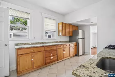 147 Phelps Avenue, Englewood, NJ 07631 - Photo 23