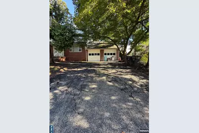 212 E Clinton Avenue 2 #2, Bergenfield, NJ 07621 - Photo 1