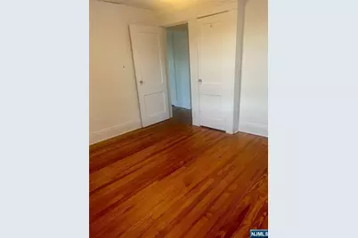 45 Diamond Bridge Avenue 2 #2, Hawthorne, NJ 07506 - Photo 9