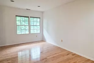 8 Beacon Hill 8, Pompton Lakes, NJ 07442 - Photo 15