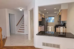 8 Beacon Hill 8, Pompton Lakes, NJ 07442 - Photo 11