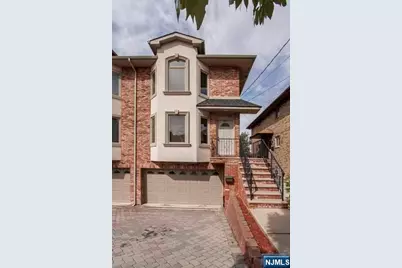 461 Bb Lawn Avenue B #B, Palisades Park, NJ 07650 - Photo 1