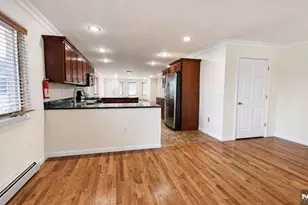 461 Bb Lawn Ave B, Palisades Park, NJ 07650 - Photo 3