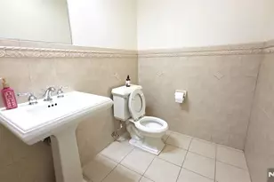 461 Bb Lawn Ave B, Palisades Park, NJ 07650 - Photo 5