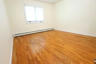 461 Bb Lawn Ave B, Palisades Park, NJ 07650 - Photo 11