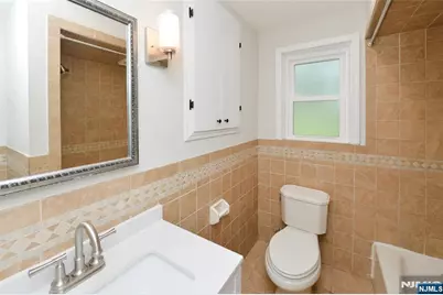 45 Hill Street, Midland Park, NJ 07432 - Photo 15