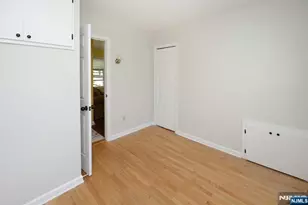 45 Hill St, Midland Park, NJ 07432 - Photo 21