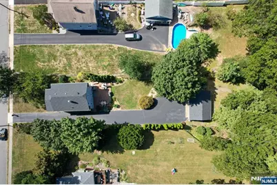 45 Hill Street, Midland Park, NJ 07432 - Photo 25