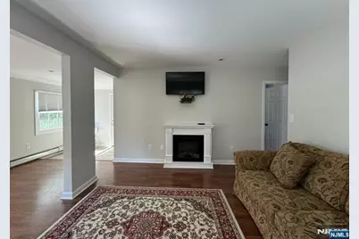 45 Hill Street, Midland Park, NJ 07432 - Photo 7