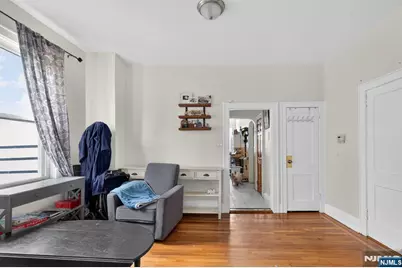 154 Chestnut Avenue, Jersey City, NJ 07306 - Photo 23