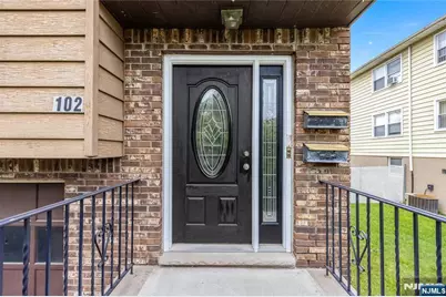 102 Gall Court, Elmwood Park, NJ 07407 - Photo 3