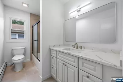 102 Gall Court, Elmwood Park, NJ 07407 - Photo 9
