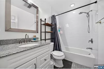 516 Windsor Drive, Palisades Park, NJ 07650 - Photo 17