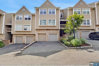 516 Windsor Drive, Palisades Park, NJ 07650 - Photo 1