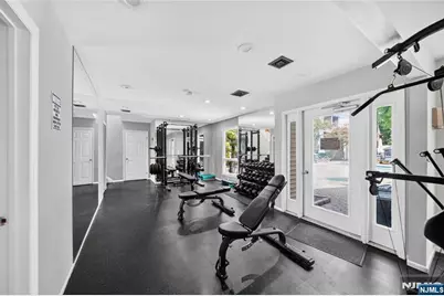 516 Windsor Drive, Palisades Park, NJ 07650 - Photo 23