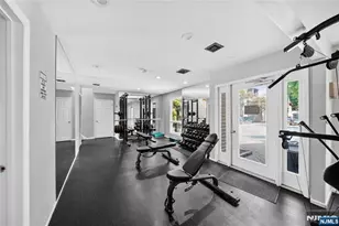 516 Windsor Dr, Palisades Park, NJ 07650 - Photo 23