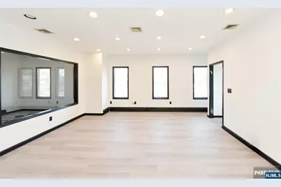 0-99 Plaza Road 2 #2, Fair Lawn, NJ 07410 - Photo 3