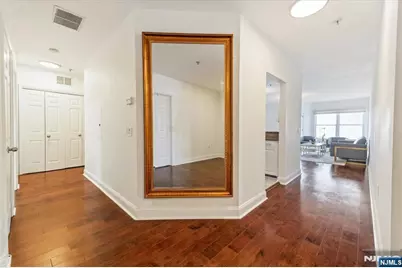 217 The Promenade, Edgewater, NJ 07020 - Photo 11