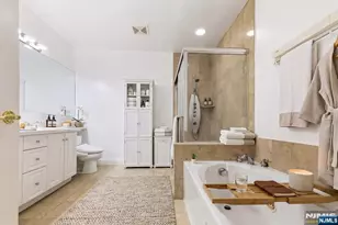 217 The Promenade, Edgewater, NJ 07020 - Photo 15