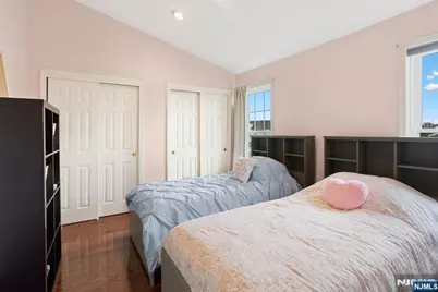 400 Manchester Drive 4071 #4071, Nutley, NJ 07110 - Photo 17