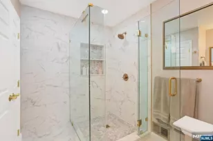 400 Manchester Dr 4071, Nutley, NJ 07110 - Photo 15