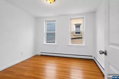 411 S 15th Street, Newark, NJ 07103 - Photo 11