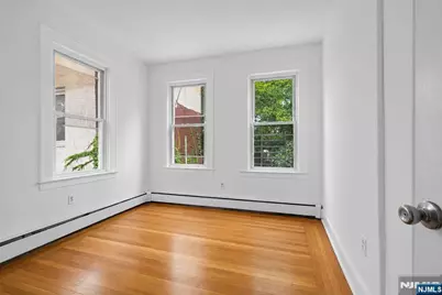 411 S 15th Street, Newark, NJ 07103 - Photo 7