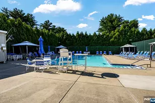 1018 Brittany Dr 1018, Wayne, NJ 07470 - Photo 23