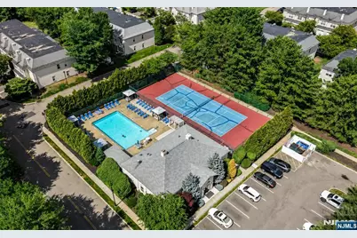 1018 Brittany Drive 1018 #1018, Wayne, NJ 07470 - Photo 21