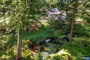 2 Nydam Ln, Franklin Lakes, NJ 07417 - Photo 27