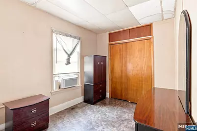 102 Claremont Avenue, Jersey City, NJ 07305 - Photo 19