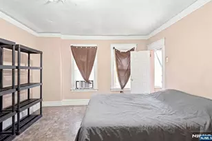 102 Claremont Ave, Jersey City, NJ 07305 - Photo 25
