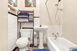 102 Claremont Ave, Jersey City, NJ 07305 - Photo 21